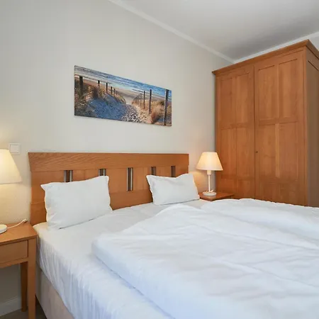Seepark Fuer 3 Personen Apartment Sellin (Rugen)
